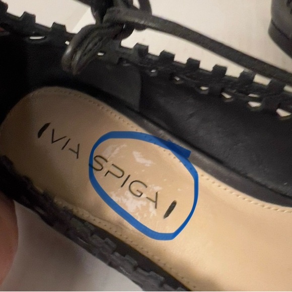 Via Spiga size 8 black leather slip-on flats with ankle tie - Picture 10 of 12